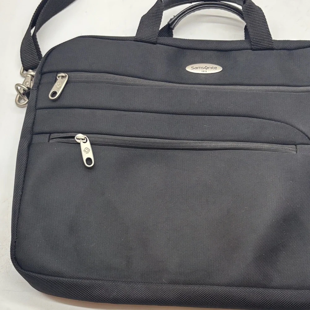 Samsonite Black Laptop Bag for Men TOT8807